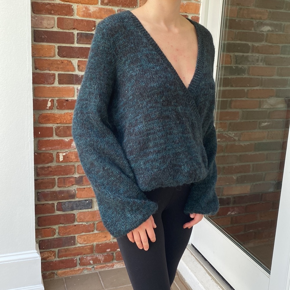 Free people sweater